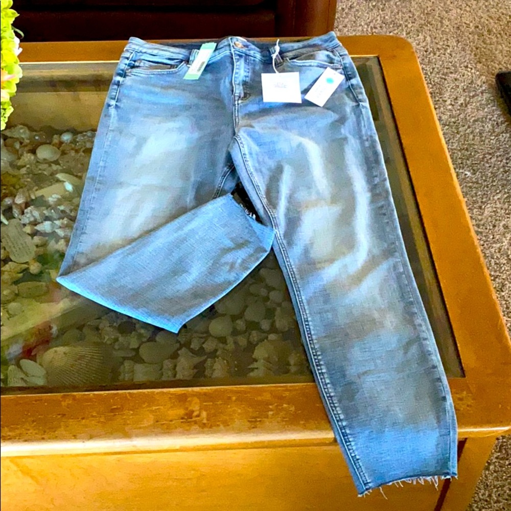 Women’s jeans!